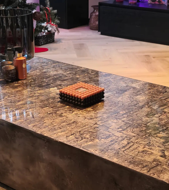 Square orgonite